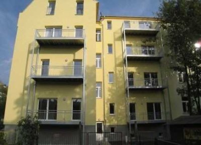 Helle 3-Raum-Maisonette-Wohnung mit Balkon in Magdeburg Stadtfeld-Ost