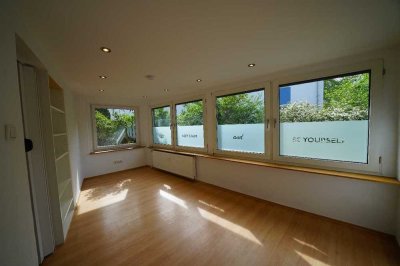 Gut geschnittene 3-Zimmer-Wohnung mit Wintergarten in Ratingen-Tiefenbroich