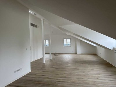 Über den Dächern der Stadt - exklusive Neubauwohnung mit Dachterrasse und Stellplatz