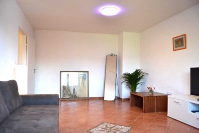 Helle 2-Zimmer-Wohnung: In 4 Min. am Bahnhof Trudering