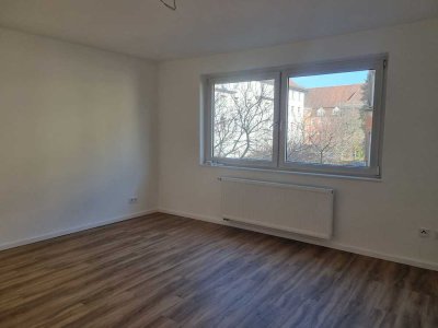 Erstbezug nach Sanierung: 4-Zimmer-Wohnung in Mainz (Neustadt) mit Balkon