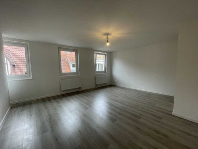 ++ 2-Zimmer-Wohnung in der Esslinger Altstadt ++ Einbauküche ++ Altbau ++