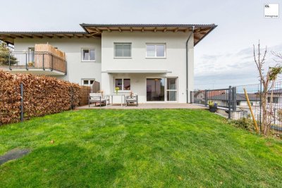 Helle &amp; freundliche WOHNUNG auf 2 Stockwerken mit Garten