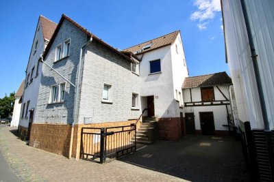 Stilvolles Wohnen mit Garten und Stellplatz in zentraler Lage von Lollar