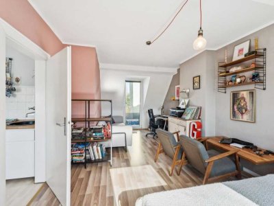 Attraktive 2-Zimmer-Dachgeschosswohnung mit Balkon in Düsseldorf-Oberbilk