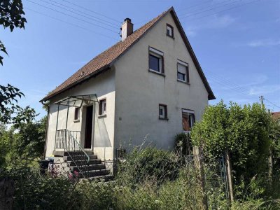 Handwerker aufgepasst!
Renovierungsbedürftiges Wohnhaus mit großem Garten in Randlage von Ebe
