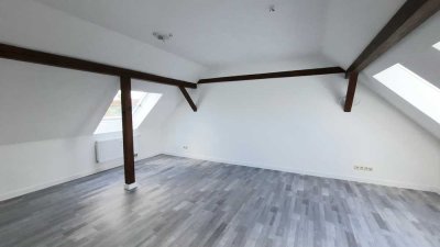 4 RaumWe im Dachgeschoss wartet auf Sie!