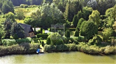 Traumhaftes Wassergrundstück mit Steg & Weitblick – Freizeitgrundstück mit Bungalow bei Zehdenick !