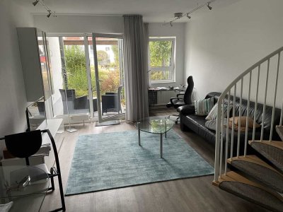 Exklusive, gepflegte 2-Zimmer-Maisonette-Zeitwohnung mit geh. Innenausstattung mit Terrasse