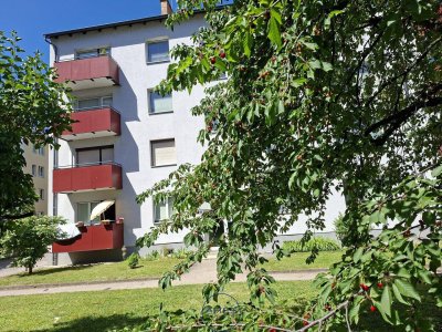 Sanierungsbedürftige Wohnung mit Balkon in schöner Lage in Krems-Mitterau