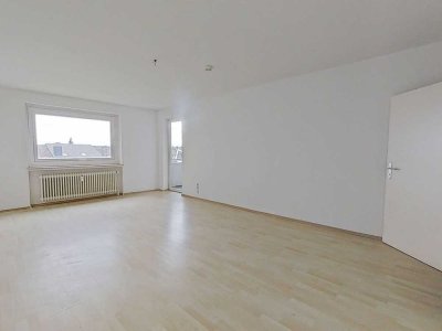Ankommen & Wohlfühlen: Großzügige 3-Zimmer-Wohnung mit Einbauküche und Loggia