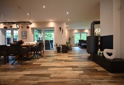 A+ | Modernes Einfamilienhaus aus 2017 mit luxuriöser Ausstattung in Jaderberg, Nähe Nordseeküste