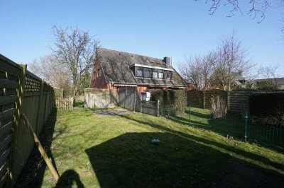 Großzügige 3-Zi. DG-Wohnung mit eigenem Garten in schöner Lage von Sylt