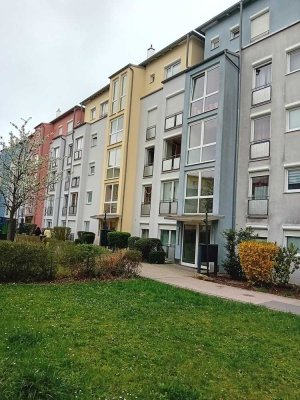 Sonnige 3-Zimmer-Wohnung mit großem Südbalkon in Augsburg Pfersee & Hbf-nah ideal f. München-Pendler
