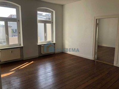 3- Zimmer- Altbauwohnung in der Werdervorstadt zu vermieten, neuwertige Einbauküche