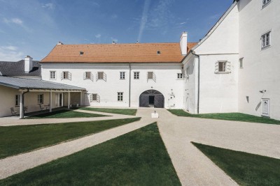 Exklusive Wohnung in ruhiger Parkanlage