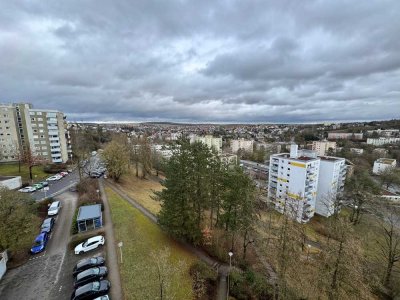 67m² 3-Zi.-Whg. mit Balkon & seltenem Weitblick