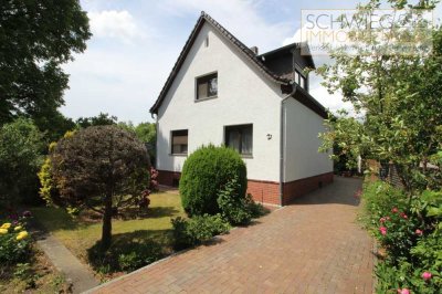 Großes Einfamilienhaus mit Doppelcarport und Nebengelass in ruhiger Lage Ströbitz