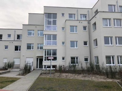 Sonnige 2-Zimmer Whg mit Balkon & EBK im 1. OG in Rudow