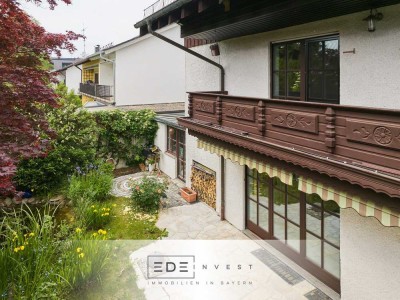 Großzügige Doppelhaushälfte in Traumlage mit Potential zur eigenen Entfaltung!