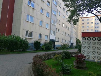Lichtdurchflutete 2-Zimmer-Wohnung mit Balkon im Rodgau NR in Rodgau