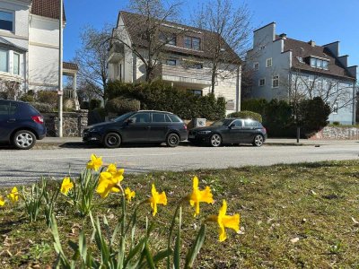Gepflegte 2-Zimmer-Wohnung mit großem Sonnenbalkon und Garagenstellplatz in gefragter Lage!