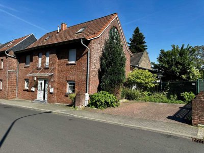Attraktive und gepflegte 2,5-Zimmer-Maisonette-Wohnung in Baesweiler