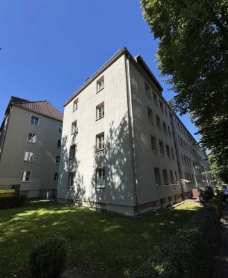 Vertragsfrei! helle 3-Zimmer-Wohnung mit ebenerdiger Dusche, EBK und Keller