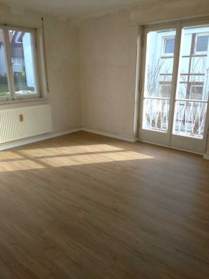Gepflegte 4-Zimmer-Wohnung mit Balkon und EBK in Winnenden