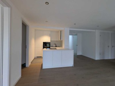 Neue 3,5-Zimmer Wohnung mit ebenerdiger Terrasse in Pfullingen