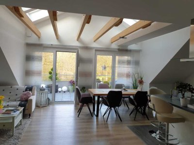 Neuwertige 3-Raum-Wohnung mit Balkon und Einbauküche in Weyhe