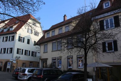 Renovierungs/Sanierungsbedürftiges Wohn- und Geschäftshaus in bester Lage in Herrenberg