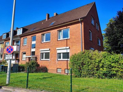 Renovierte Dachgeschosswohnung in Uninähe