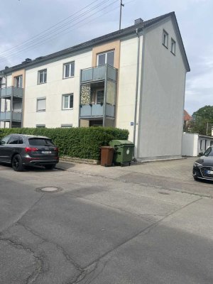 CityHome | Helle 3-Zimmer-Wohnung in Augsburg-Göggingen mit Balkon und Stellplatz
