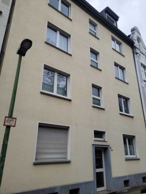 renovierter Erstbezug! 1 Zimmerwohnung mit geräumiger Küche in ruhiger Wohnlage in Essen-Frohnhausen