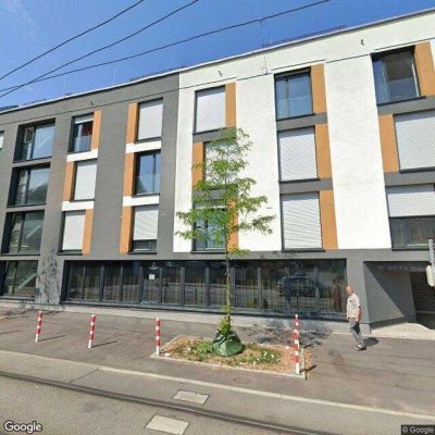 Modernes helles Penthouse mit großem Balkon: Voll möbliert, zentral&ruhig –Bildungscampus fußläufig