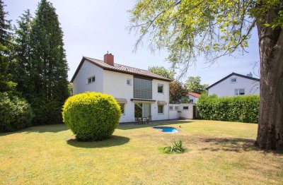 KL-Bännjerrück - Freistehendes, großzügiges Einfamilienhaus mit Garage und schönem Grundstück
