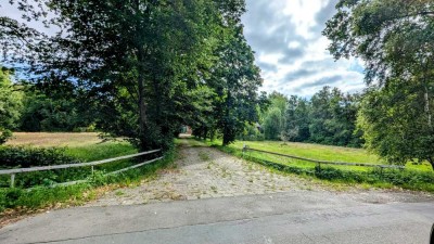 Rarität: Resthof mit Potenzial + 7 ha Weide in idyllischer Lage