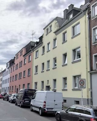 Zuhause mit drei Zimmern und Balkon in Mönchengladbach