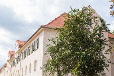 Gute geschnittene Dachgeschosswohnung in ruhiger Lage *EBK*Fußbodenheizung*
