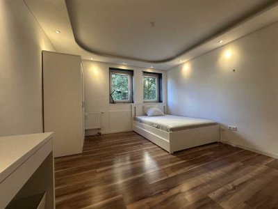 Möbliertes WG-Zimmer am Marienplatz