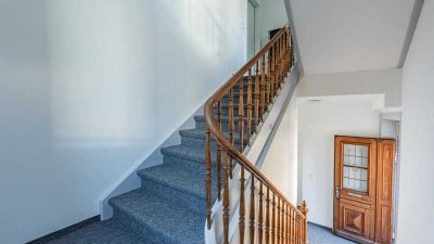 Erstbezug nach Sanierung: 2,5-Zi.-Wohnung im 3. OG in Frankfurt Nordend-West