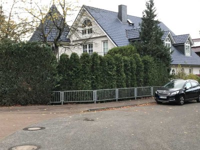 Großzügie Wohnung in Norderstedt 500m bis HH (1.000 Mbit u. Garage m. Wallbox)