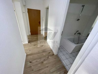 4 Raum Whg. mit Balkon gesucht? Nähe von AMAZON in Gera-Langenberg!