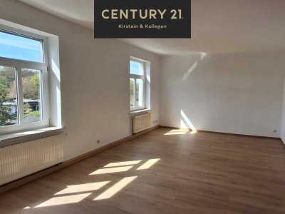Helle 3-Zimmer-Dachgeschosswohnung mit großem Balkon