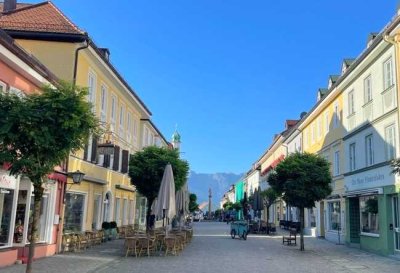 Murnau - Schöne großzügige Wohnung im Herzen von Murnau-teilmöbliert