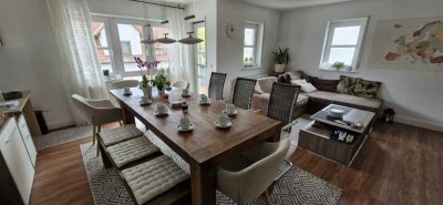 Attraktive, große 4,5-Zi-Maisonette-Whg. ohne Makler mit Garten für Eigennutzung o. Kapitalanlage