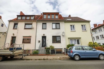 Mehrgenerationenhaus oder Kapitalanlage mit über 5 % Mietrendite: 3-Parteienhaus beim Tabakquartier