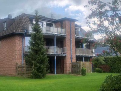 Apen-Augustfehn - Gut geschnittene 3 Raum Wohnung im 1. OG