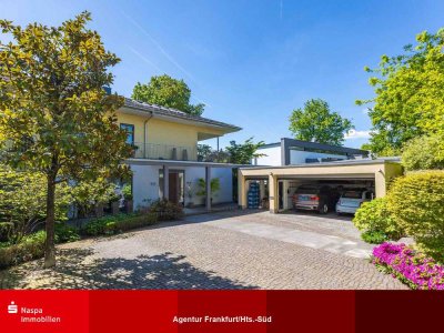 Kronberg! Traumhafte Villa in bester Lage mit Weinkeller, Welnessbereich und vielem mehr.